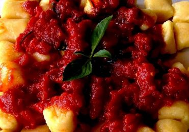 Nhoque de batatas que derrete na boca: receita de restaurante italiano famoso
