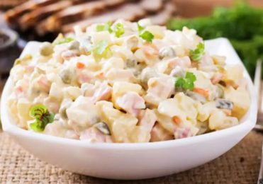 Salada de Maionese temperada prática e ideal para quem está sem tempo para cozinhar