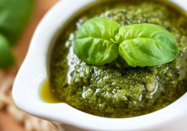 MOLHO PESTO CASEIRO MUITO GOSTOSO