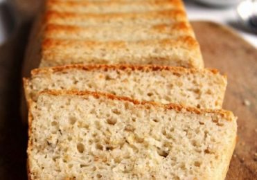 PÃO SEM GLÚTEN COM FARINHA DE ARROZ