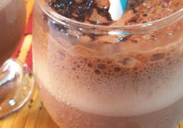 CHOCOLATE QUENTE COM NESCAU